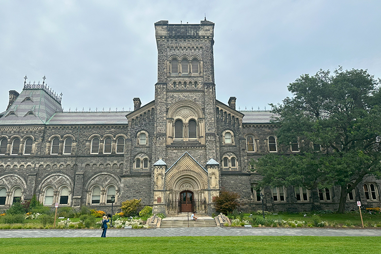 University of Toronto ,加拿大遊學團