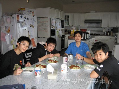 溫哥華名校精英營,學聯遊學團