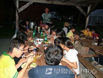 流動課室歐洲體驗營 (住宿Rotel 旅遊巴士),學聯遊學團