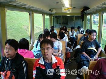 流動課室歐洲體驗營 (住宿Rotel 旅遊巴士),學聯遊學團
