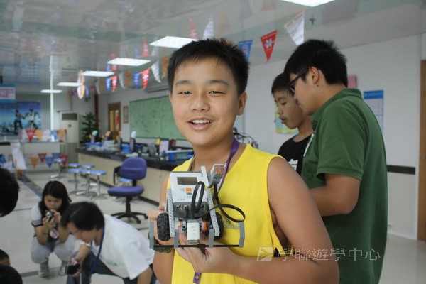 牛劍Cybercamps 英語科技夏令營,學聯遊學團