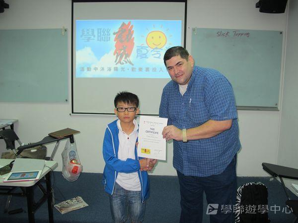 新加坡小領袖訓練學習之旅,學聯遊學團