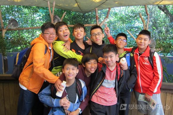 開恩茲友儕學習交流,學聯遊學團