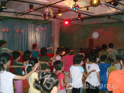 清遠牛津劍橋英語夏令營,學聯遊學團